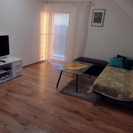 Appartement In Nitra Under The Zobor-Hill エクステリア 写真