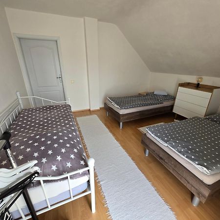 Appartement In Nitra Under The Zobor-Hill エクステリア 写真