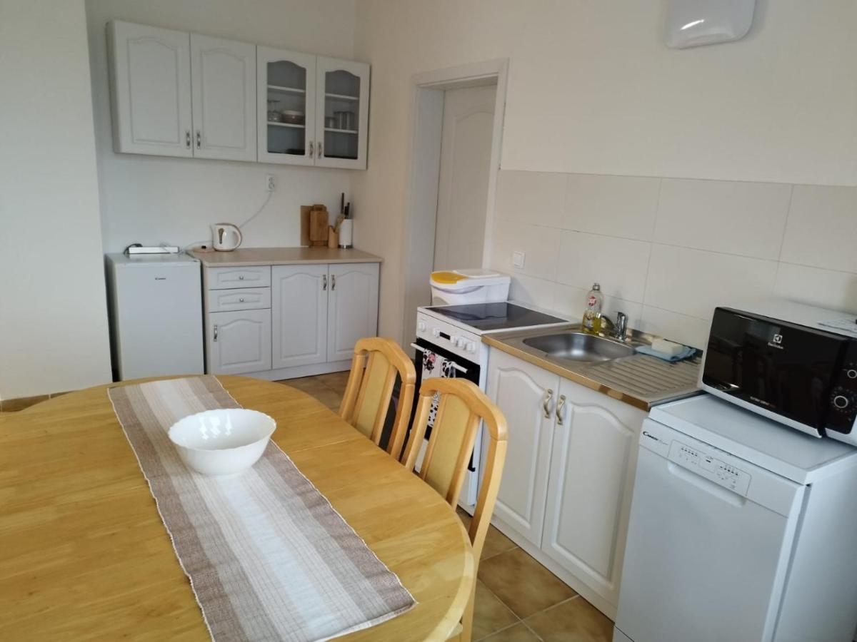 Appartement In Nitra Under The Zobor-Hill エクステリア 写真